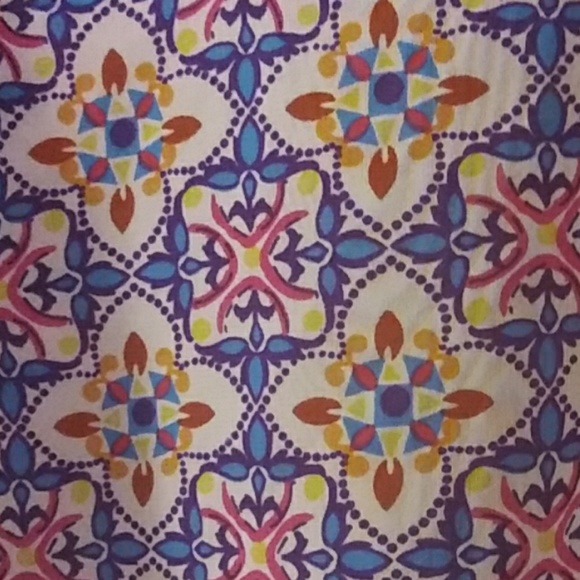 Blouse - Picture 2 of 3